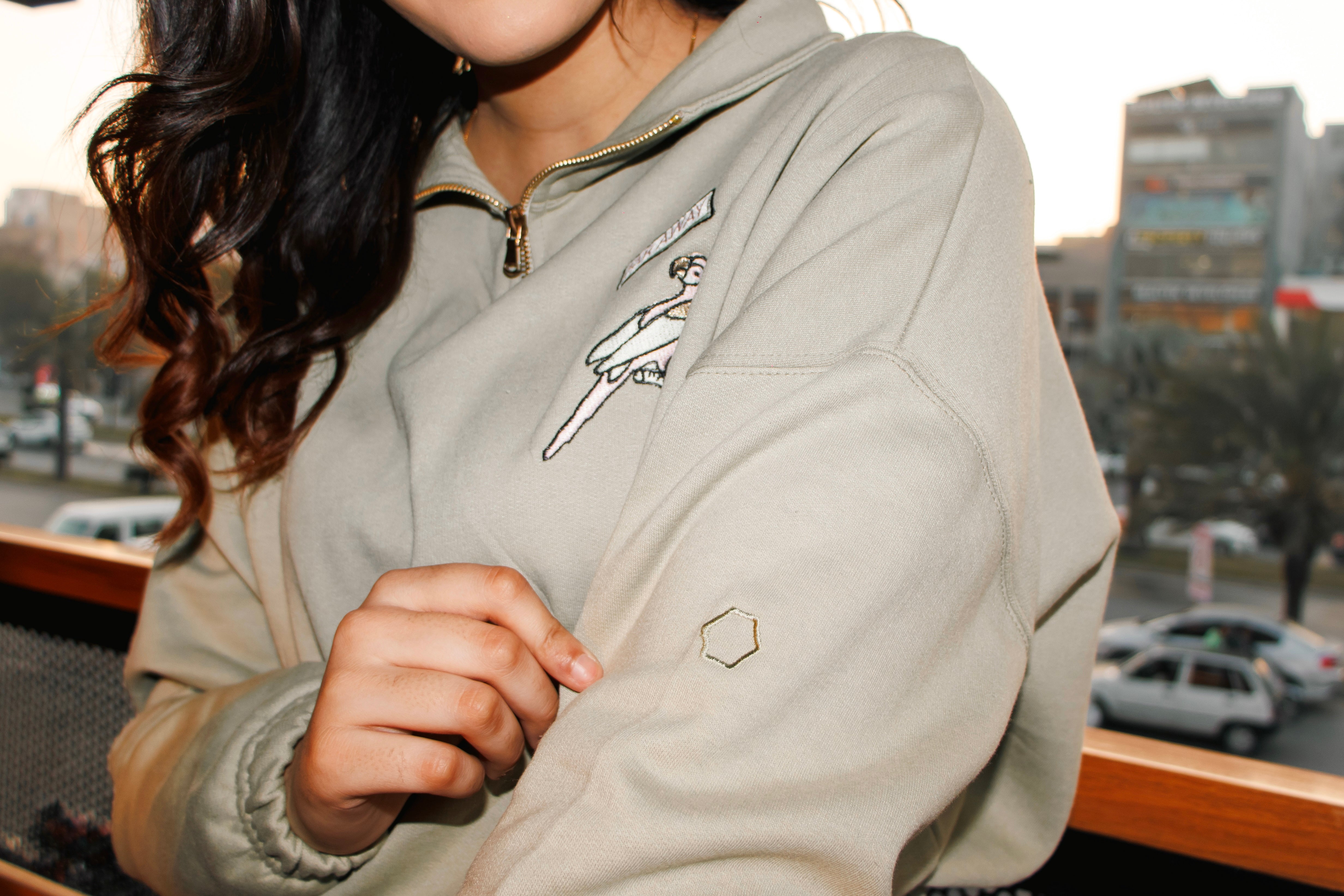 Faraway Pullover